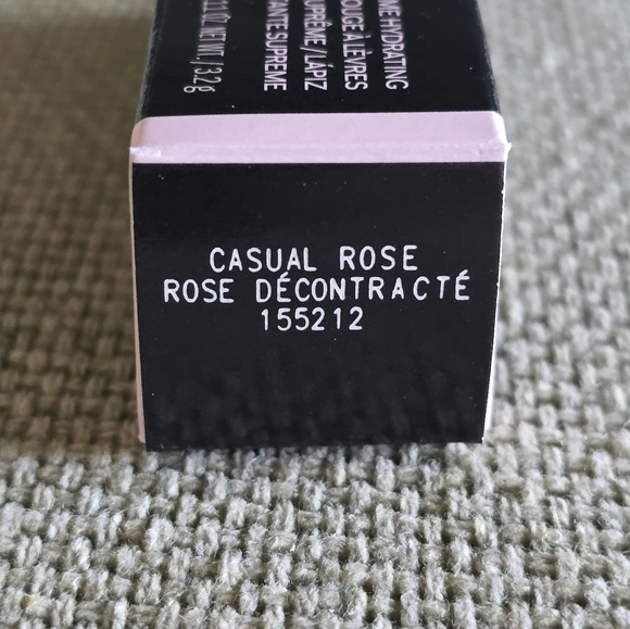 MARY KAY LIPSTICK 💄 - Picture 2 of 5